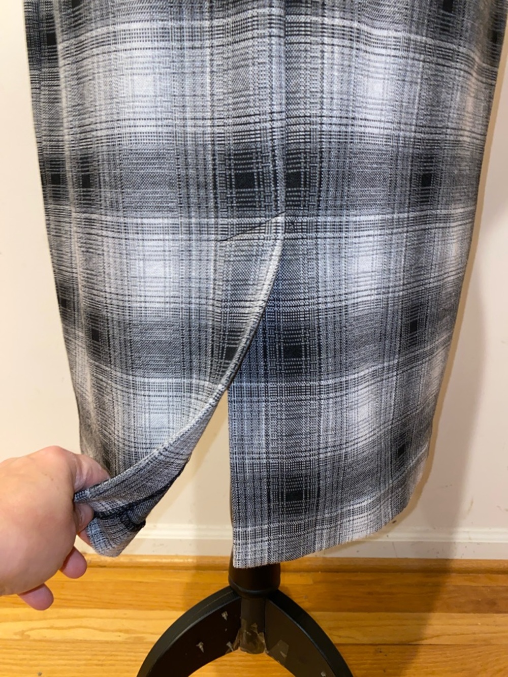 Adrienne Vittadini Black & White Plaid Midi Sheath Dress Size 12 - Picture 9 of 15